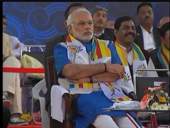 Grand Demonstration in front of PM Modi